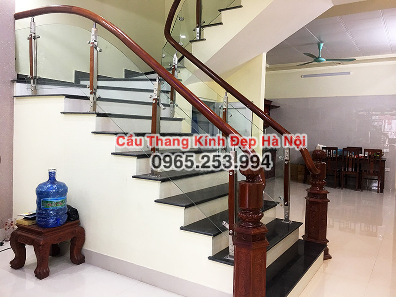Cầu thang đẹp Hà Nội Tư vấn chọn Cầu thang kính chân gỗ các loại tại Quận Nam Từ Liêm thiết kế theo yêu cầu uy tín gọi ngay 0965.253.994