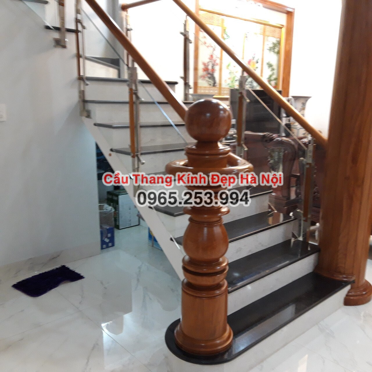 Cầu thang đẹp Hà Nội Tư vấn chọn Cầu thang kính chân gỗ các loại tại Quận Nam Từ Liêm thiết kế theo yêu cầu uy tín gọi ngay 0965.253.994